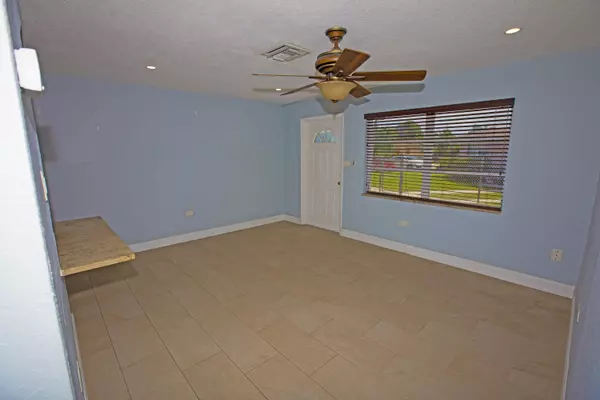 Delray Beach, FL 33444,224 SW 15th AVE 1-3