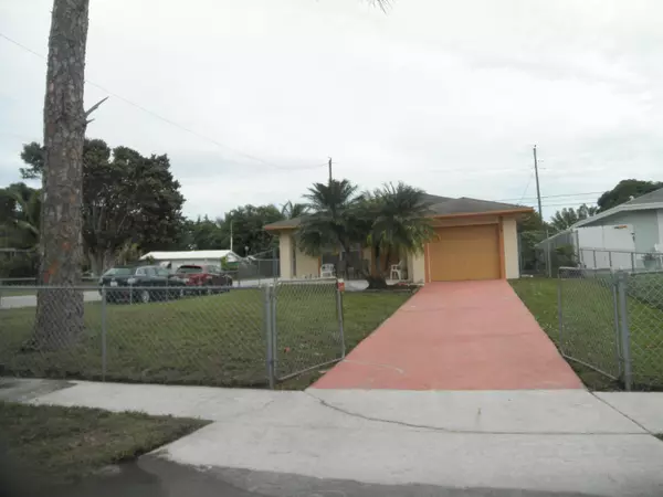 Greenacres, FL 33463,268 Fleming AVE