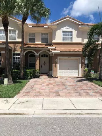 4423 Regal CT, Delray Beach, FL 33445