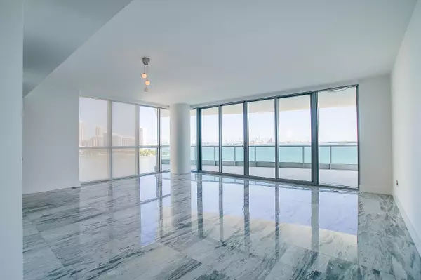 1331 Brickell Bay DR 1201,  Miami,  FL 33131