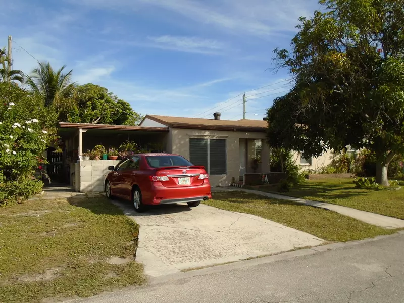 801 El Prado, West Palm Beach, FL 33405