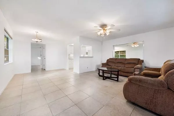 Boynton Beach, FL 33435,340 W Horizon 105