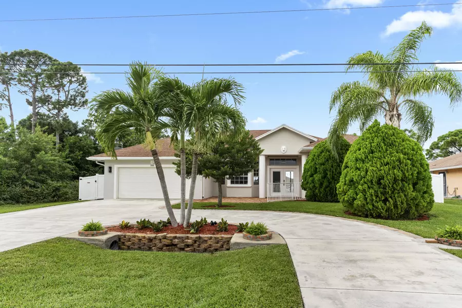 2066 SW Savage BLVD, Port Saint Lucie, FL 34953