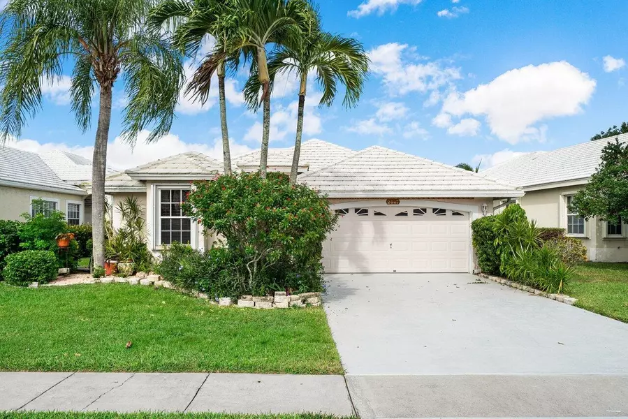 2567 Country Golf DR, Wellington, FL 33414