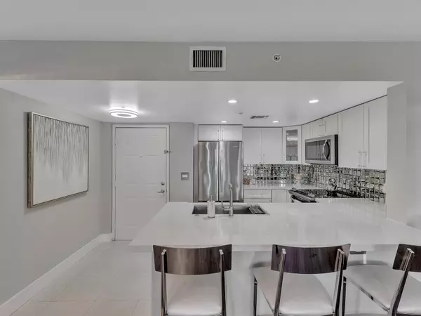 Fort Lauderdale, FL 33301,520 SE 5th AVE 3204