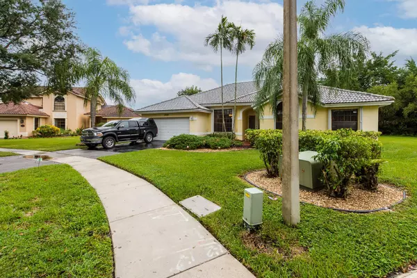 Plantation, FL 33322,10500 NW 18 CT