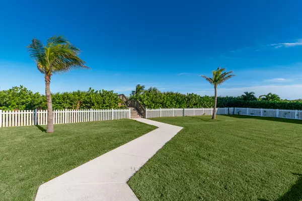 Fort Pierce, FL 34949,4821 Watersong WAY