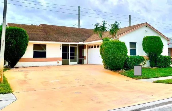 5267 Blueberry Hill AVE, Lake Worth, FL 33463