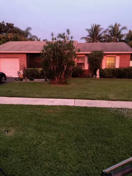 19576 Delaware CIR, Boca Raton, FL 33434