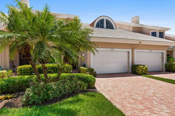 2702 Captains WAY,  Jupiter,  FL 33477