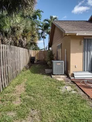 Davie, FL 33328,4121 SW 84th TER
