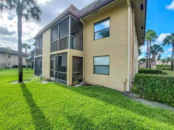 Boca Raton, FL 33433,6704 S Palmetto Cir 101