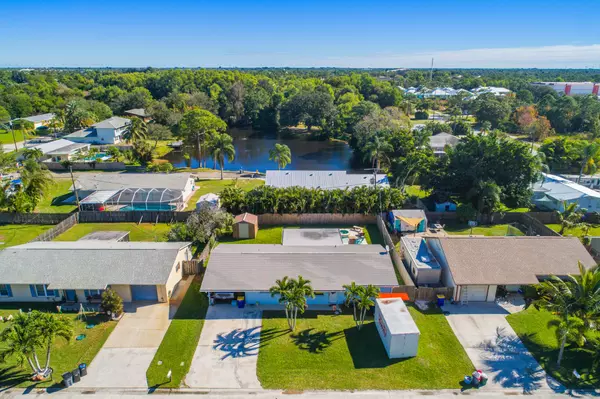 3305 SW Areca DR, Palm City, FL 34990