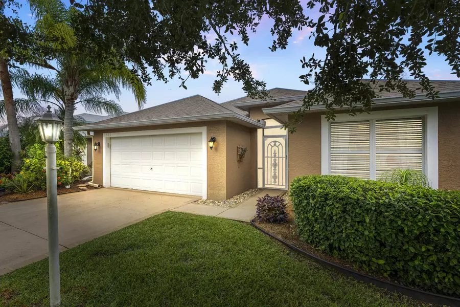 533 SW Sundance TRL, Port Saint Lucie, FL 34953