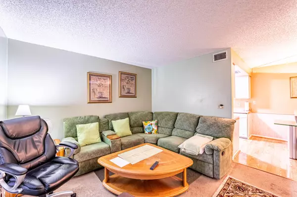 Coconut Creek, FL 33066,3402 Bimini LN E3