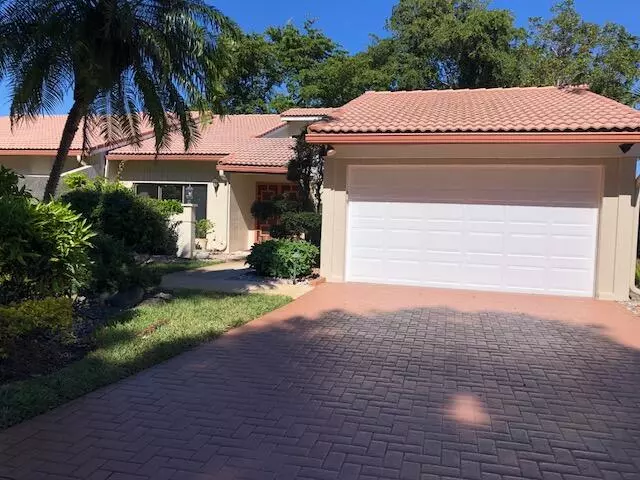 13 W Glens DR 13, Boynton Beach, FL 33436