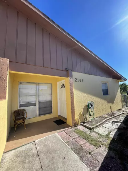 2144 E Bond DR, West Palm Beach, FL 33415