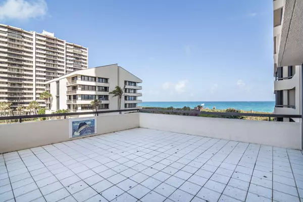 Singer Island, FL 33404,4000 N Ocean DR 203