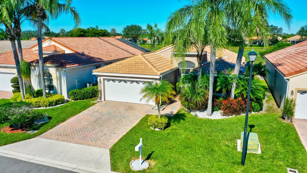 6893 Ashton ST, Boynton Beach, FL 33437