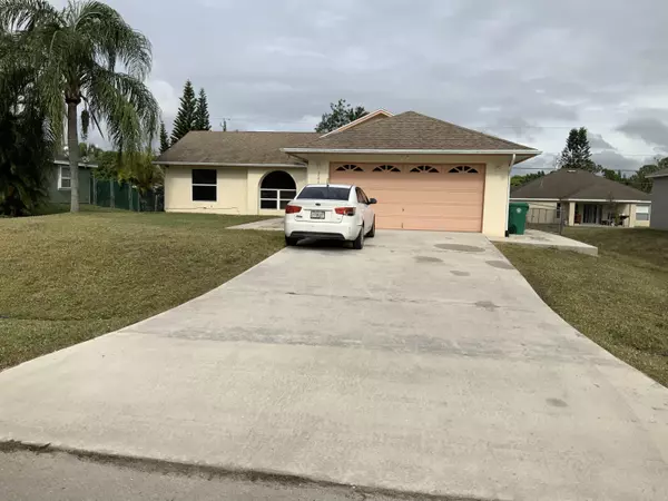 Port Saint Lucie, FL 34986,283 SW Statler AVE