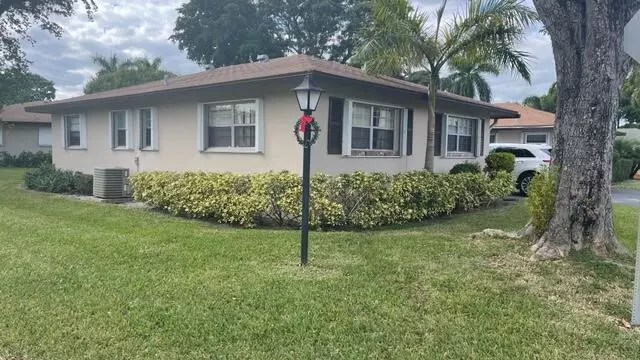 Delray Beach, FL 33445,155 Mockingbird LN