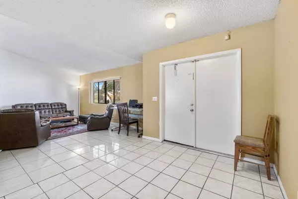 Lake Worth, FL 33463,5457 S Sandhurst CIR