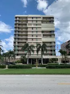 2917 S Ocean 303 BLVD 303, Highland Beach, FL 33487