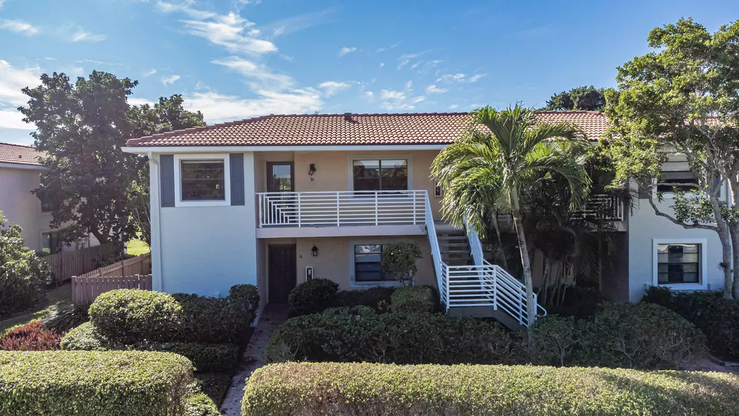 20 Southport LN B, Boynton Beach, FL 33436