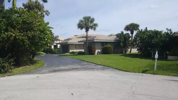 Boynton Beach, FL 33435,655 Castilla LN