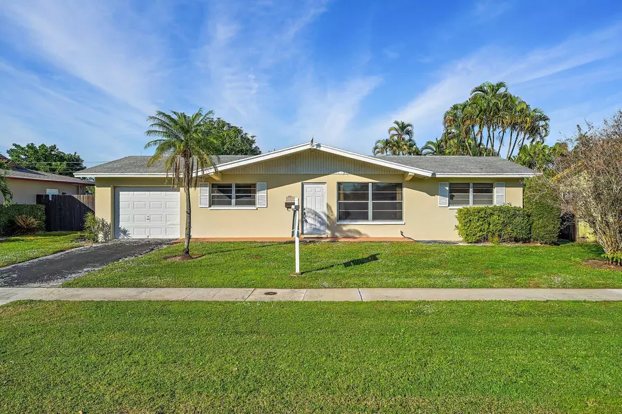 3321 Bermuda RD, Palm Beach Gardens, FL 33410