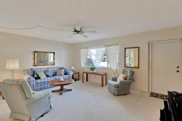 Palm Springs, FL 33461,700 Village Green CT 104