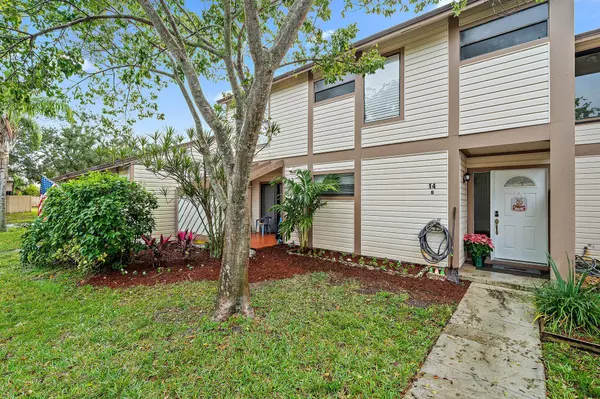 Jupiter, FL 33458,130 Sherwood CIR 14b