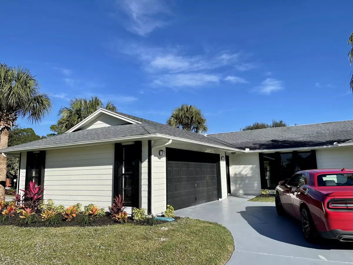 Port Saint Lucie, FL 34953,1391 SW Oriole LN