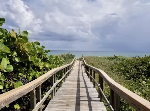 Ocean Ridge, FL 33435,6550 N Ocean BLVD 2