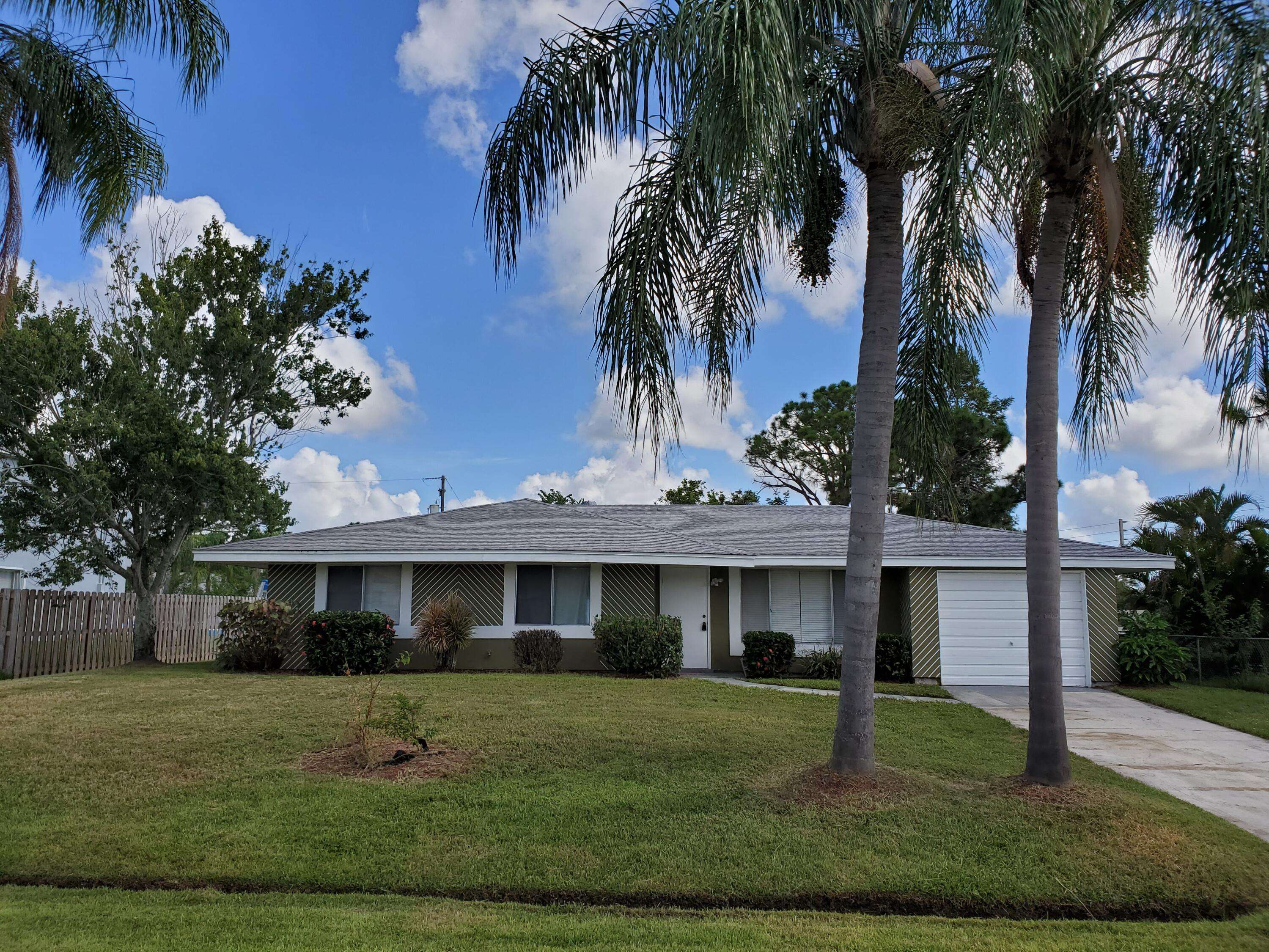 Port Saint Lucie, FL 34984,125 SW Lancaster AVE