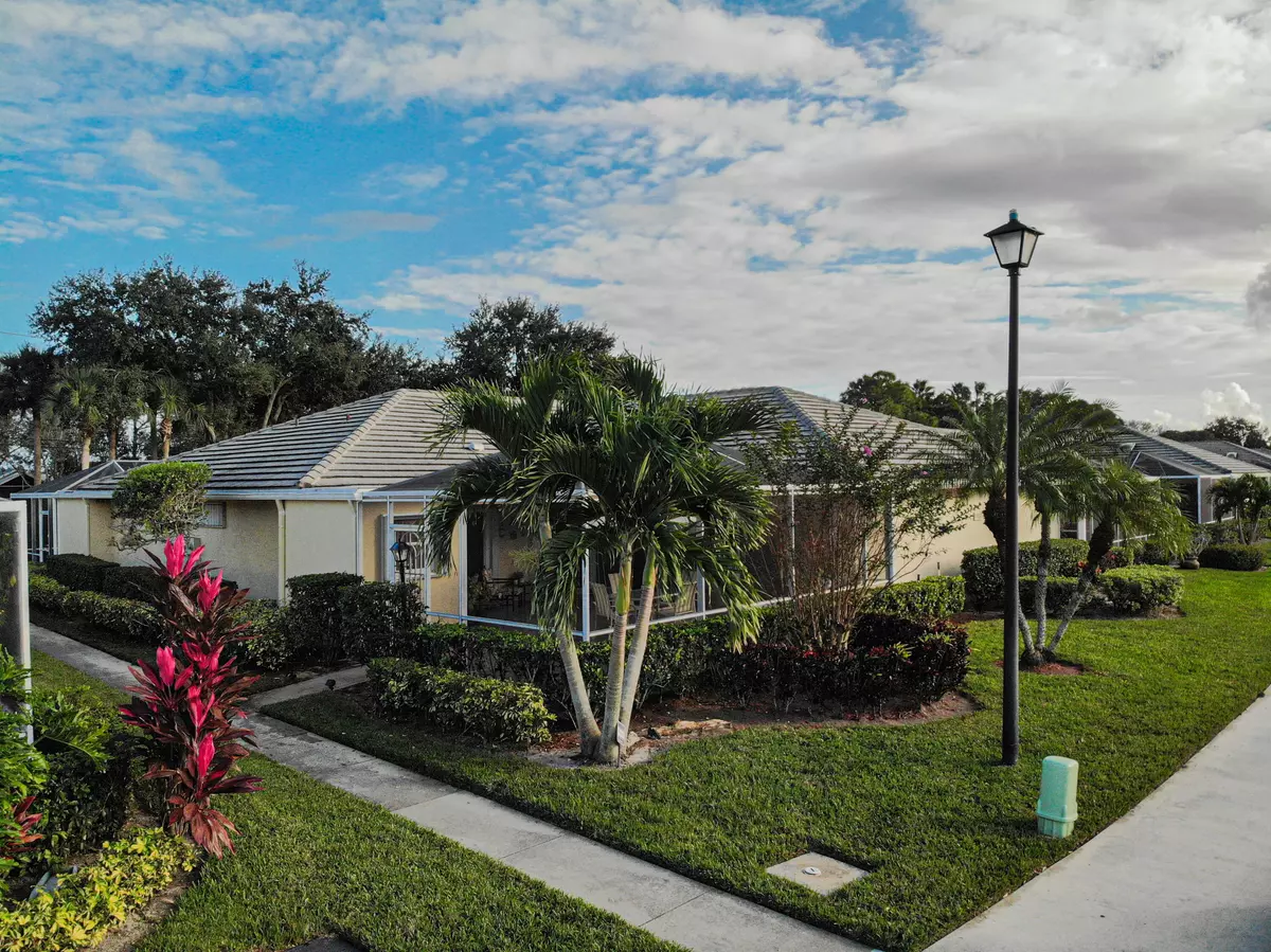 Port Saint Lucie, FL 34986,1252 NW Sun Terrace CIR A