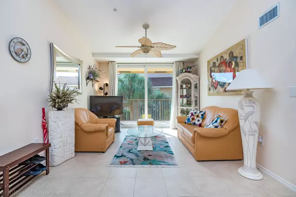 Boynton Beach, FL 33435,320 Villa CIR