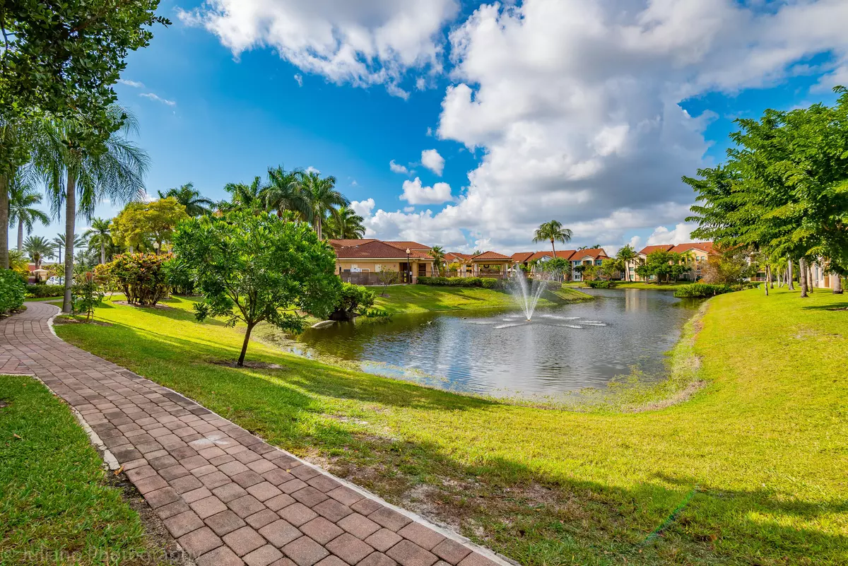 Boynton Beach, FL 33435,320 Villa CIR