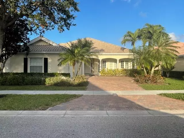 8465 Yorke RD, Wellington, FL 33414