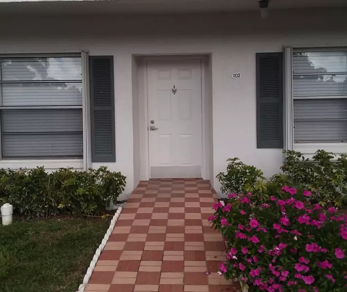 5217 Poppy PL 102, Delray Beach, FL 33484