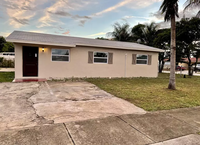 2220 NW 29th TER, Fort Lauderdale, FL 33311