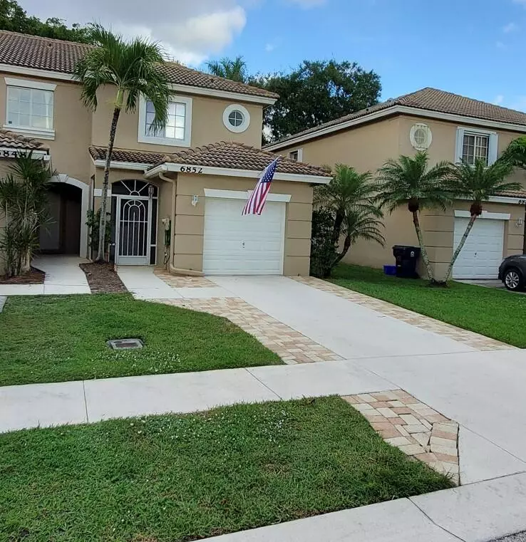 Lake Worth, FL 33467,6852 Brook Hollow RD 6852