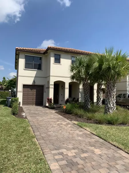 4645 Silver Saw LN, Lake Worth, FL 33463