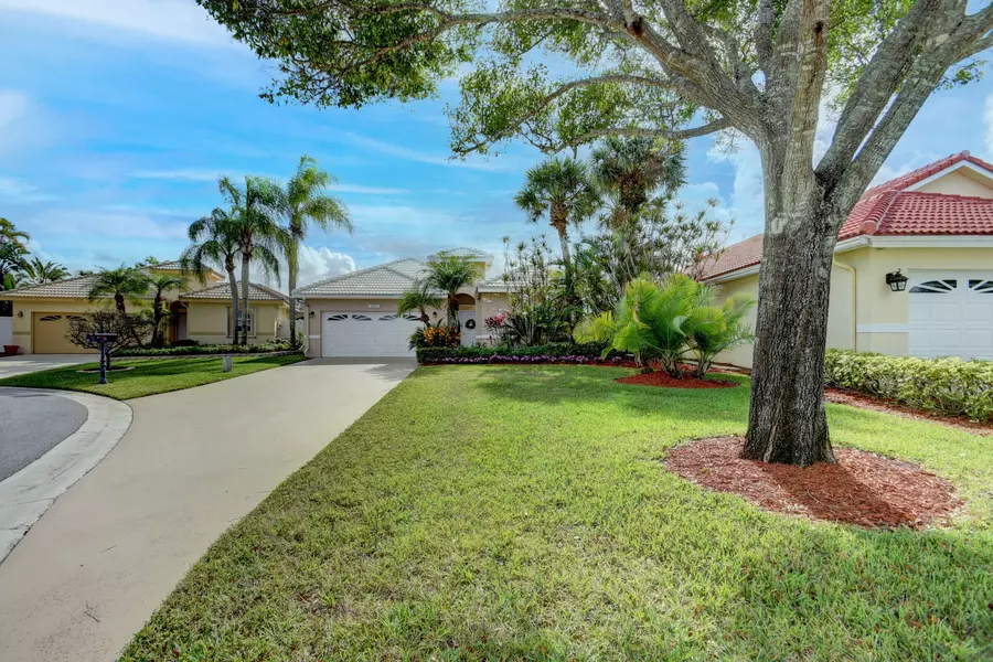 6397 Grand Cypress CIR, Lake Worth, FL 33463