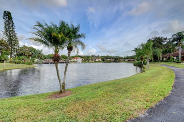 4962 Sable Pine CIR C1, West Palm Beach, FL 33417