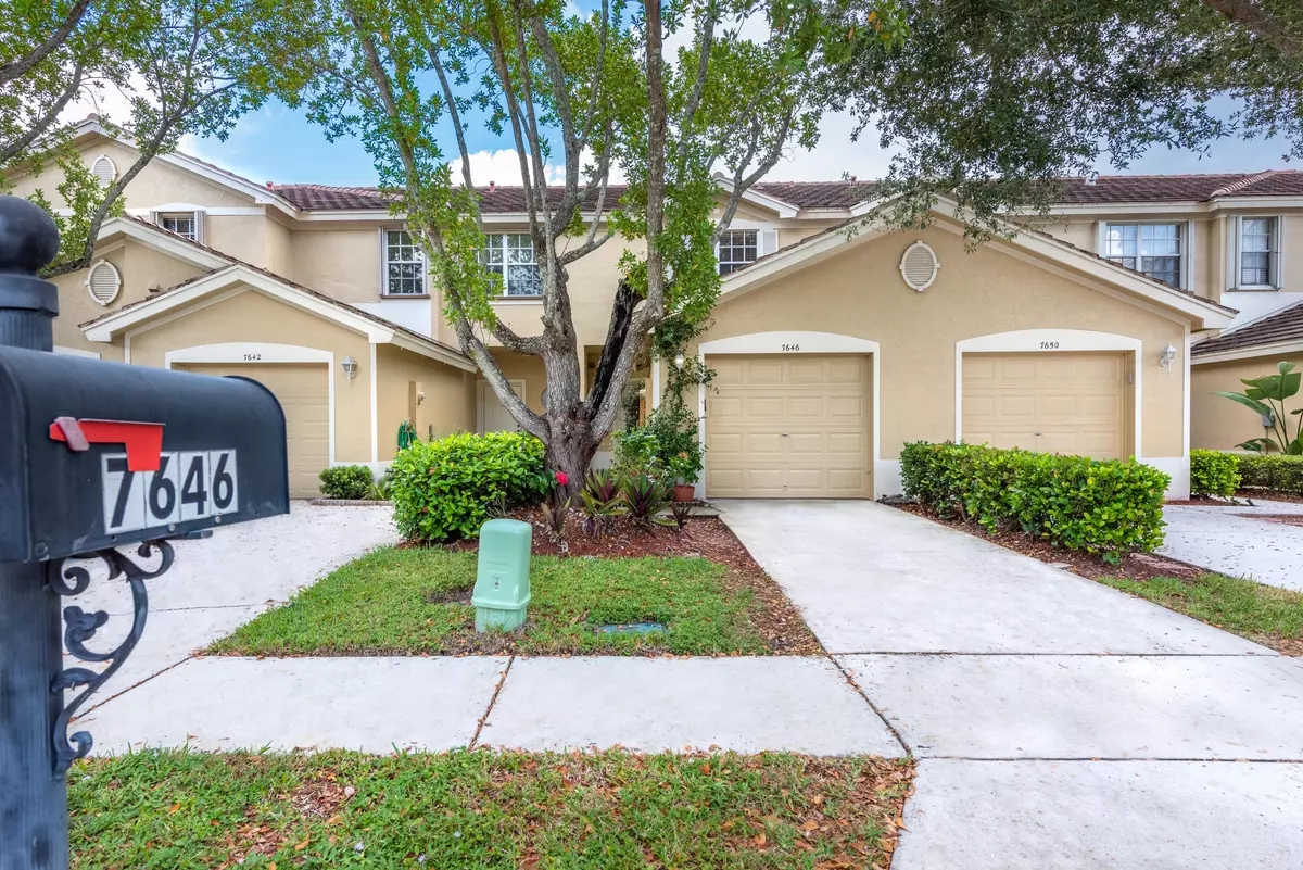 Lake Worth, FL 33463,7646 Sonesta Shores DR