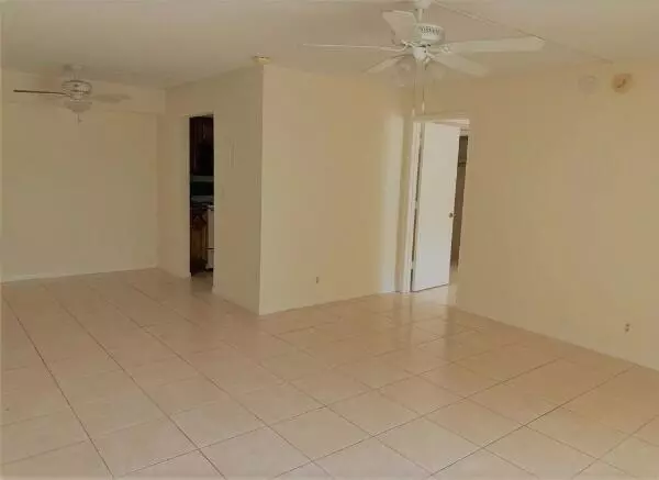 Deerfield Beach, FL 33441,501 SE 8th ST 109