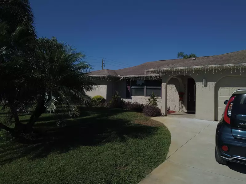 601 SE Karrigan TER, Port Saint Lucie, FL 34983