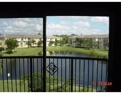 Royal Palm Beach, FL 33411,900 S Crestwood CT 908