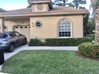 7084 Torrey Pines CIR, Port Saint Lucie, FL 34986